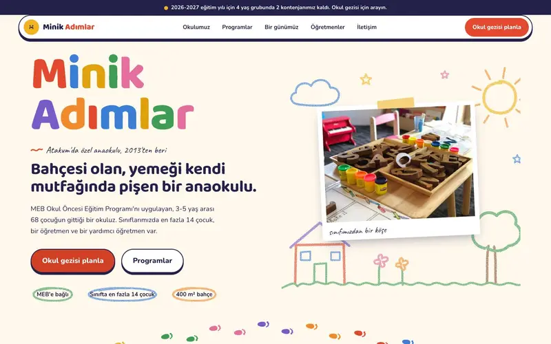 Minik Adımlar Anaokulu sitesinin ana sayfası